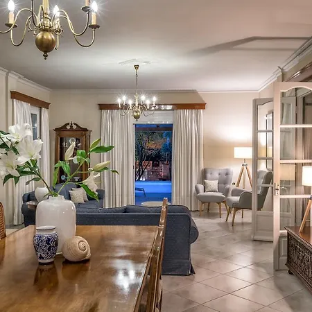 Vilă Tierra Verde, Luxury Retreat With 3 Acres Lush Garden *